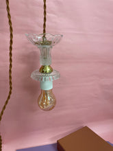 Charger l'image dans la galerie, Baladeuse vintage en verre assemblé - Coupelle en verre et laiton