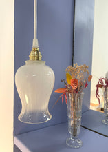 Charger l'image dans la galerie, Lampe baladeuse vintage - Globe tulipe blanc