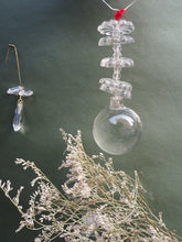 Charger l'image dans la galerie, boule de noel upcyclée
