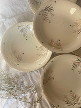 Charger l'image dans la galerie, Assiettes creuses vintage - Boch La Louvière - 5 unités
