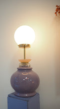 Charger l'image dans la galerie, Lampe à poser vintage - Céramique, opaline, verre et laiton

