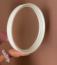 Charger l'image dans la galerie, Miroir 70’s rond - Gilac pour Prisunic
